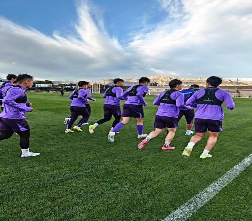 范佩西微博,寄语,荣耀战袍荷,皇冠体育,皇冠娱乐,皇冠体育平台,体育投注,体育赛事投注,皇冠官网